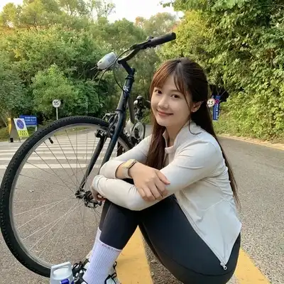 白亮成